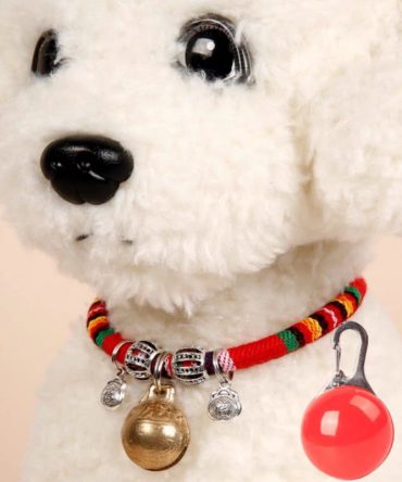 Collar de perro de campana de color con la campana anti-perdida para la presentaci¨®n de la noche